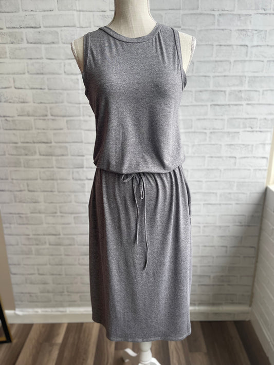 Grey sleeveless drawstring dress