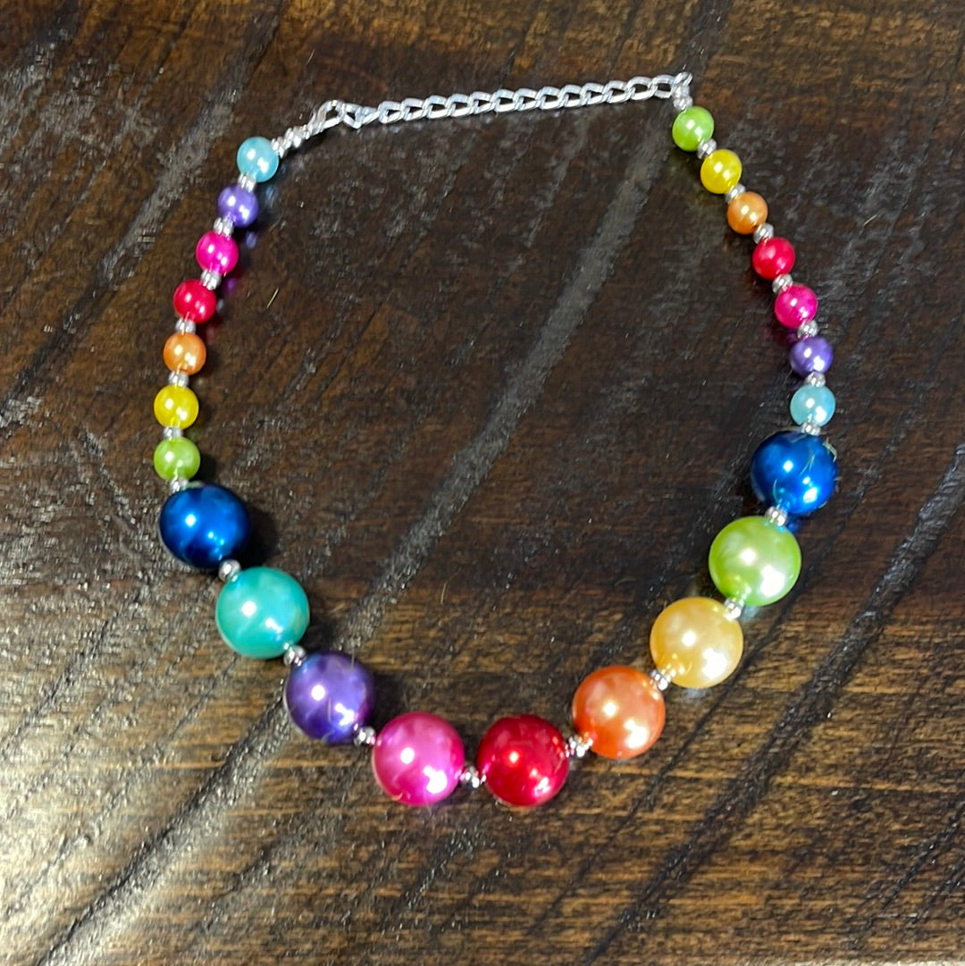 Children’s bead necklace