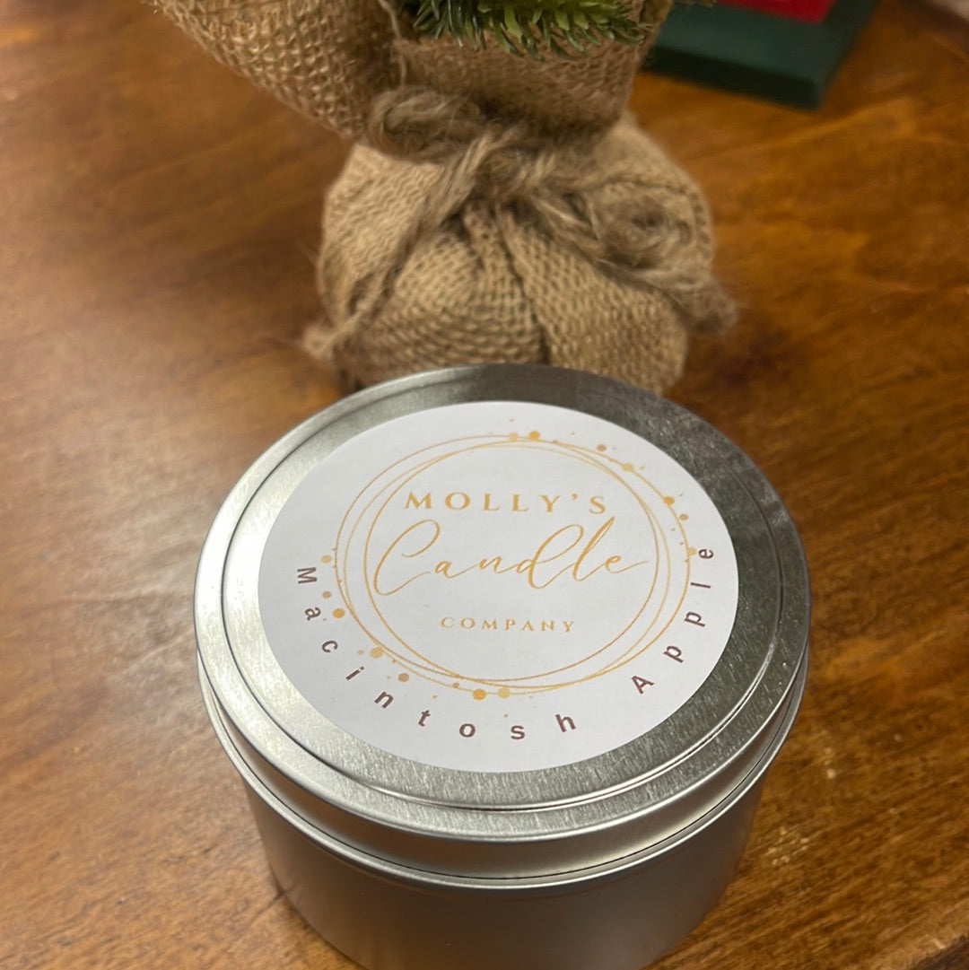 Molly’s Candle Company Soy candle hi